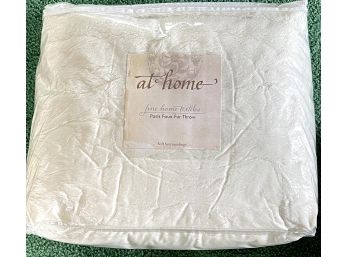 At Home White Paris Faux Fur Throw Soft Surroundings New In Bag