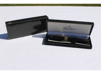 Day-Timers Matterhorn Black Convertible Fountain Pen In Case - Minka Iridium Point