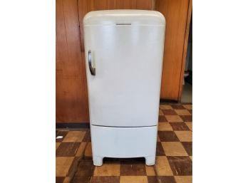 Vintage GE General Electric Refrigerator