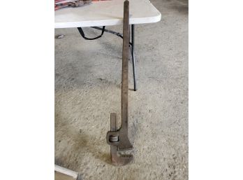 Vintage Walworth 42.5' Heavy Duty Pipe Wrench