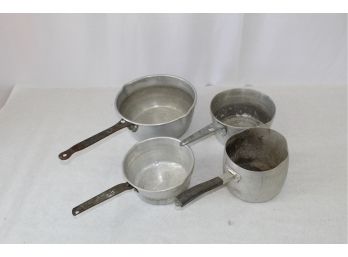 (4) Aluminum Pots