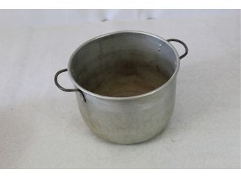 Wearever 9 ' Stainless Pot