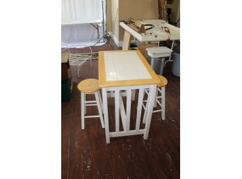 Kitchenette Table And Stools