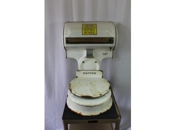 1920s White Enamel Antique Dayton Scale