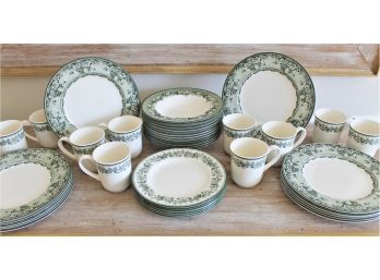 Kent Green Vine  For Williams Sonoma Made By Wedgwood Porcelain Dinnerware Set - Retired Pattern!