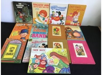 Huge Lot Of Vintage Pop Up Books