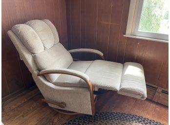 Vintage La- Z- Boy Rocking  Recliner