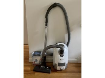 Miele Compact C1 Pure Suction