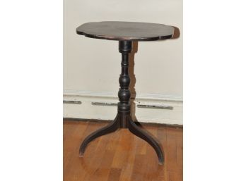 Antique Candle Stand Occasional Table 19'x27.5'x15.75'