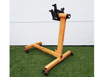 Central Machinery 1000lb Capacity Engine Stand