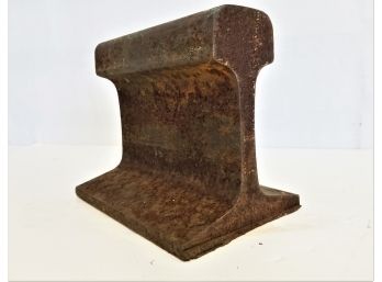 Vintage Authentic Railroad Track 20 Pound Section Anvil Blacksmithing  Doorstop