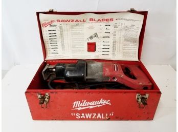Milwaukee Heavy Duty Corded 4 Amp Sawzall 6511 In Case