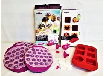 Mini Cupcake Pop Kit And Two Silicone Gift Mold Pans Both By Mastrad Paris