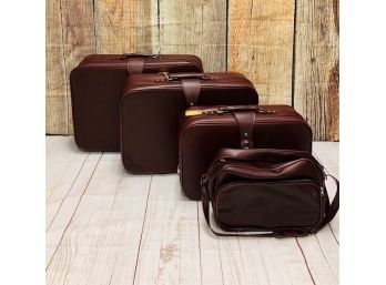 Vintage Set Of 4 Piece Classic American Tourister Soft Sided Luggage