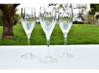 Stemware (14 Glasses)