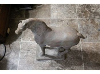 Large Terracotta Pottery Horse Sculpture Figurine