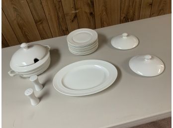 Beautiful Rosenthal Continental Madeleine Serving Pieces