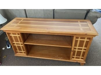 Nice Inlaid Wood Sofa Table With Lots Of Storage