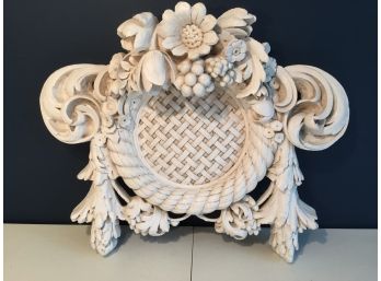 Beautiful Molded Floral And Woven Hanging Wall Decor Piece