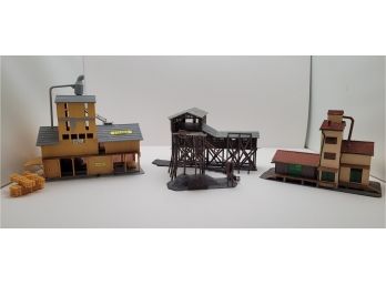 Miniature Model Factory Buildings For Model Train Scenes