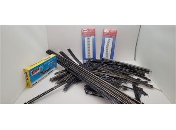 Large Lot Of N Gauge Train Tracks