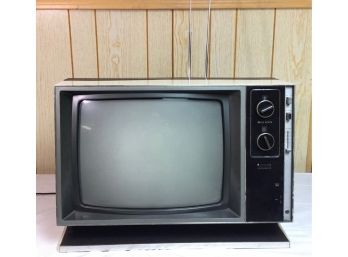 Zenith Chromocolor II Solid State Television