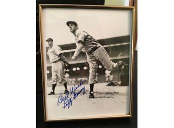 Yankees, Lefty Gomez Autographed 8x10 Photo 'Best Wishes'