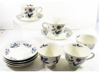 Wedgwood China - Williamsburg Potpourri 5 Cups And Saucer Set