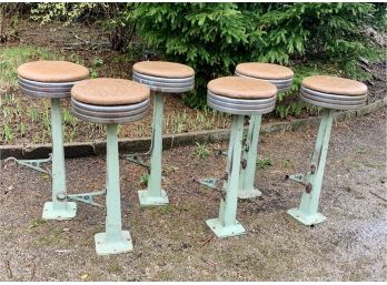 Set 6 Vintage Counter Bar Stools Metal Base And Vinyl Top