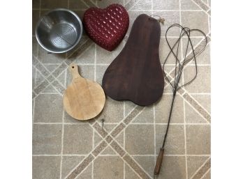 Five Piece Kitchen Lot