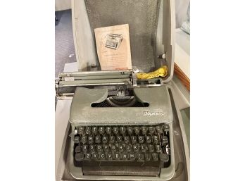 Vintage Manual Typewriter (may Need Repair)