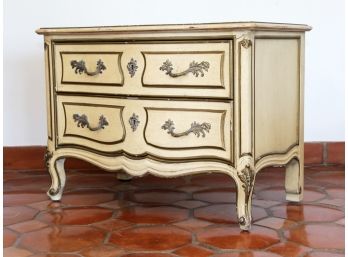 A Vintage Commode In French Provincial Style By Henredon