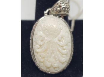 Sajen Silver Bali Carved Bone Reversible Octopus Pendant Necklace In Sterling