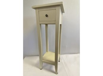 PIER 1 IMPORTS Small Side Table