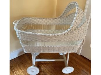 Vintage Wicker  White Crib/bassinet  On Wheels.