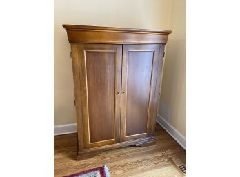 Hooker Furniture Two Doors Entertainment Center