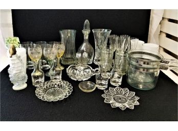 Miscellaneous Glassware Lot