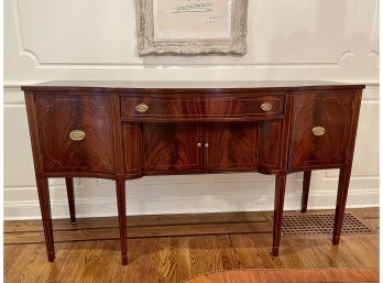 Lovely Vintage Flame Mahogany Sideboard With Satinwood Inlay