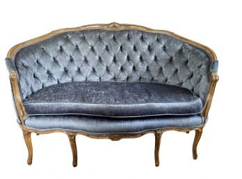 Fine French Style Tufted Velvet Settee