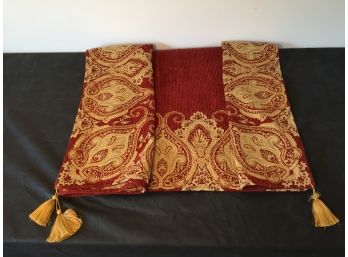 Lillian August Chenille Throw With Tassels