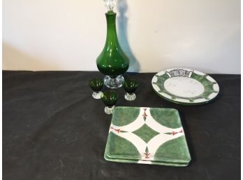 Green Collection: Liquor Decanter With Three  Shot Glasses & Set Of Four Decorative Plates