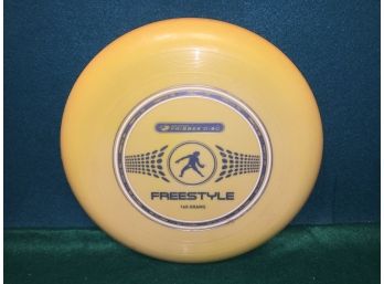 Vintage 160 Gram Freestyle Frisbee. The Original Frisbee Disc. Measures 10 1/2' Across.