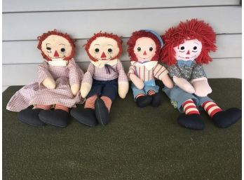 Four (4) Vintage Raggedy Ann And Andy Stuffed Dolls. Smallest One Raggedy Andy Is Knickerbocker.