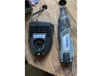 Dremel 8220