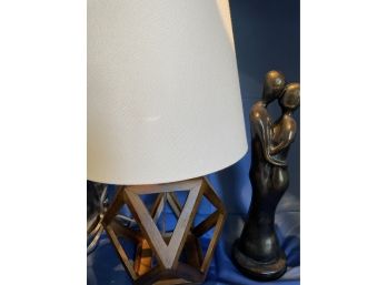 1 Lamp And Couple Statue