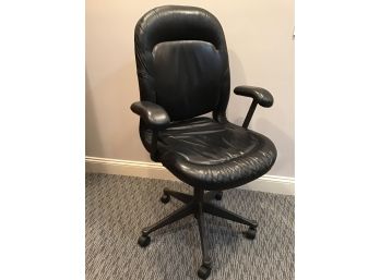 Handsome HERMAN MILLER Leather Office Chair