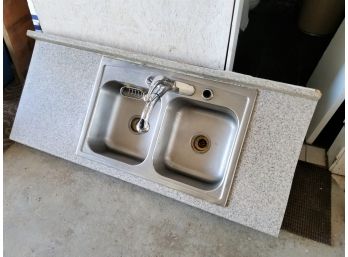 Double Kitchen Sink Counter Top