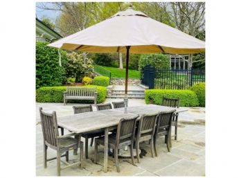 Smith And Hawken Outdoor Dining Set  With Umbrella And Base