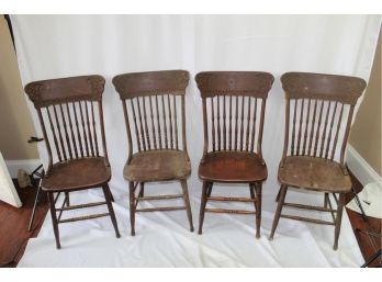 Set Of 4 Vintage Chairs