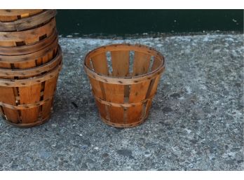 (10) Vintage Little Fruit Baskets